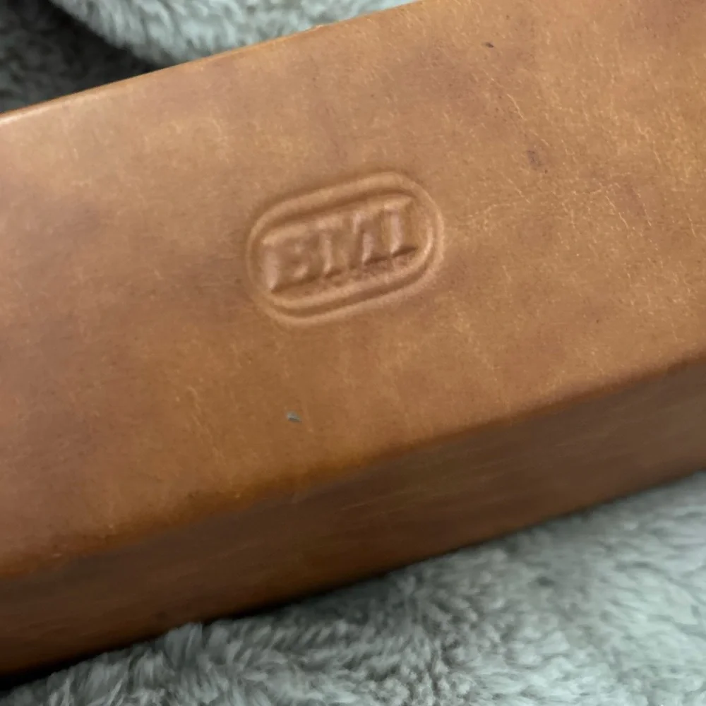vintage fuji camera case brown